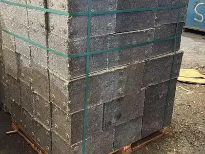 Strapped aluminium turnings bale