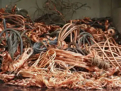 Loose mixed copper wire before hydraulic baling