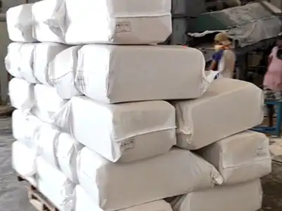 Stacked corn cob granule packages